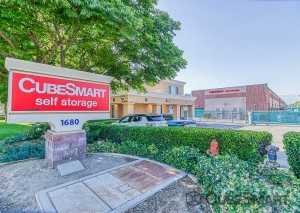 CubeSmart Self Storage - CA Redlands W Redlands Blvd