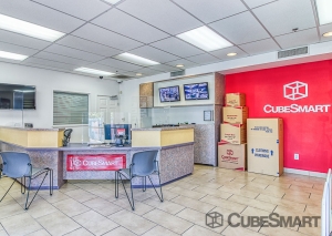 CubeSmart Self Storage - CA Redlands W Redlands Blvd - Photo 2