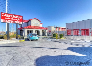 CubeSmart Self Storage - NV Las Vegas W Sahara Ave - Photo 6