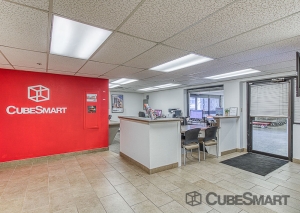 CubeSmart Self Storage - AZ Scottsdale East Gray Rd - Photo 2