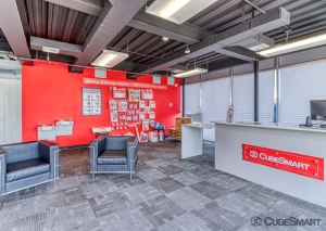 CubeSmart Self Storage - NY Deer Park Long Island Avenue - Photo 2