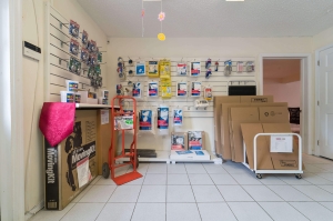 4 Storage 4 You - Bristol - Photo 9
