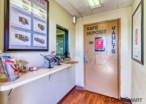 CubeSmart Self Storage - TX Victoria N Ben Wilson St - Photo 7