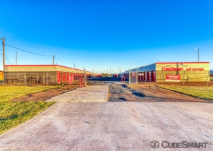 CubeSmart Self Storage - TX Victoria N Ben Jordan St - Photo 1