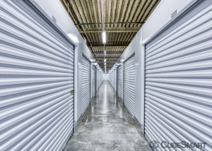 CubeSmart Self Storage - FL St Petersburg 2nd Avenue - Photo 4