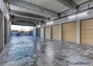 CubeSmart Self Storage - FL St Petersburg 2nd Avenue - Photo 5