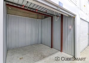 CubeSmart Self Storage - NY Richmond Hill 121st St - Photo 4
