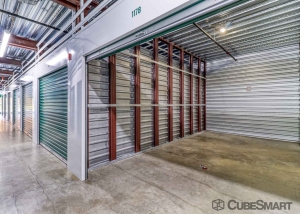 CubeSmart Self Storage - MD District Heights - Photo 6