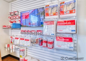 CubeSmart Self Storage - MD District Heights - Photo 8