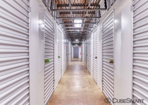 CubeSmart Self Storage - VA Alexandria Holly Hill Rd - Photo 5