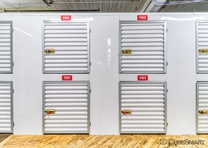 CubeSmart Self Storage - IA Des Moines 8th Street - Photo 7