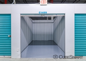 CubeSmart Self Storage - NJ Woodbridge St Georges Ave - Photo 4