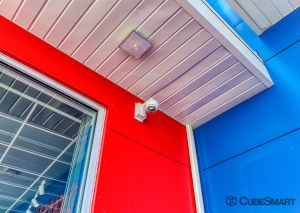 CubeSmart Self Storage - NY Glendale Cooper Ave - Photo 7