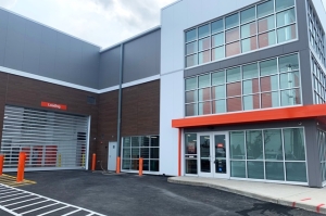 Storage Units at Public Storage - Portland - 3260 NE Columbia Blvd - 3260 NE Columbia Blvd