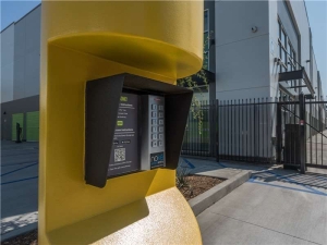 Extra Space Storage - 0354 - Long Beach - W Wardlow Rd - Photo 2