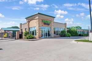 Extra Space Storage - 1994 - Clinton Township - Groesbeck Hwy