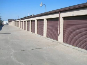 Chambers Self Storage - Photo 3