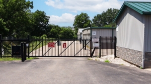 Devon Self Storage - 9122 - Eastern - Photo 3