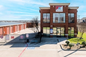 Devon Self Storage - 9004 - Fort Worth - Photo 3