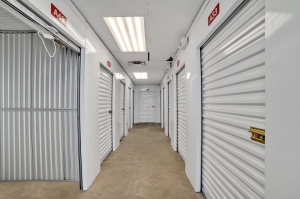 Devon Self Storage - 9152 - Las Vegas - Photo 3