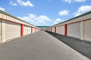 Devon Self Storage - 9152 - Las Vegas - Photo 5