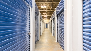 Devon Self Storage - 9115 - Poplar - Photo 3