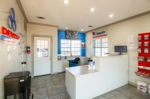 Devon Self Storage - 9107 - Sherman - Photo 7