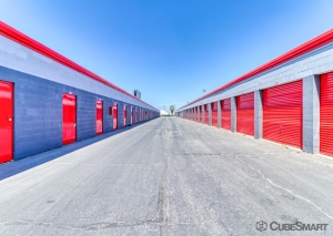 CubeSmart Self Storage - CA Fresno North Clovis Ave - Photo 3