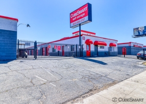 CubeSmart Self Storage - CA Fresno North Clovis Ave - Photo 2