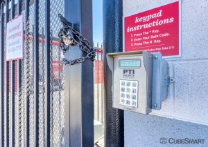 CubeSmart Self Storage - CA Fresno North Clovis Ave - Photo 3