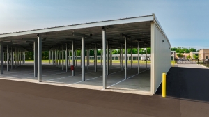 Pinnacle Storage of Division Drive - Photo 4