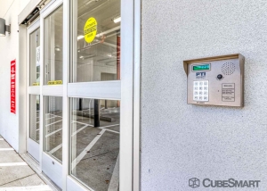 CubeSmart Self Storage - VA Vienna Mill Street - Photo 8