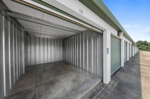 US Storage Centers - Clarksville - Parkway - Photo 7