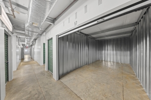 US Storage Centers - Clarksville - Parkway - Photo 10