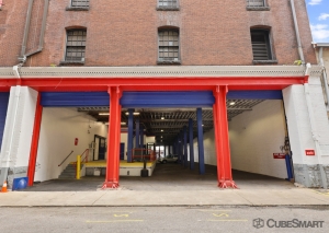 CubeSmart Self Storage - MD Baltimore Pleasant St - Photo 5