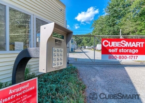 CubeSmart Self Storage - CT Old Lyme Shore Rd - Photo 6