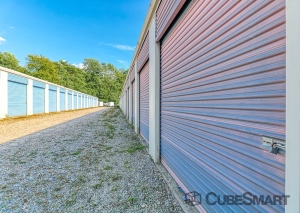 CubeSmart Self Storage - CT Old Lyme Shore Rd - Photo 2