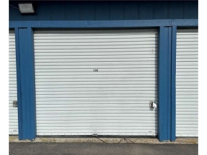 Extra Space Storage - 7598 - Otis Orchards - Wellesley Ave - Photo 5