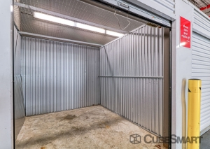 CubeSmart Self Storage - NY Brooklyn Atlantic Ave - Photo 3