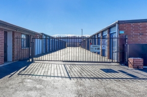 SmartStop Self Storage - Crestwood - 4747 W Calumet Sag Rd - Photo 2