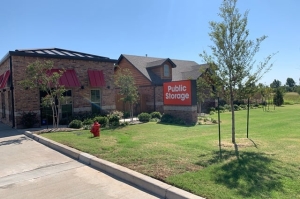 Public Storage - Yukon - 404 N Cemetery Rd