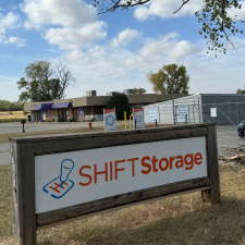 SHIFT Storage Yukon 10th Street Storage - Photo 8