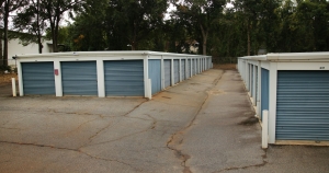 Top Dog Storage - East - Photo 2