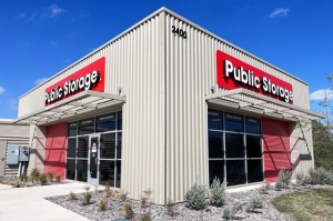 Public Storage - Fort Worth - 2400 Riverside Dr