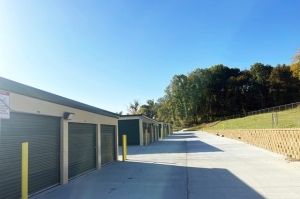 Public Storage - Council Bluffs - 1170 Railroad Ave - Photo 2