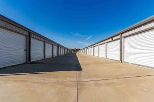 New Frontier Self Storage - Conway - Photo 5