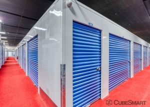 CubeSmart Self Storage - AL Huntsville Memorial Pkwy - Photo 2