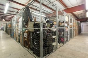 Storage Sense - St Petersburg - Self Service - Photo 10