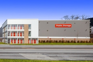 Public Storage - Lombard - 880 E Roosevelt Rd - Photo 1