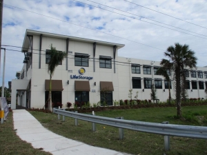 Storage Units at Life Storage - Naples - 11201 Tamiami Trail East - 11201 Tamiami Trail East